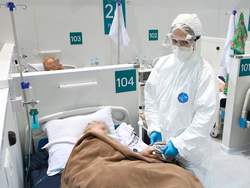 Четвертые сутки подряд число новых случаев COVID в Москве превышает 3 тысячи