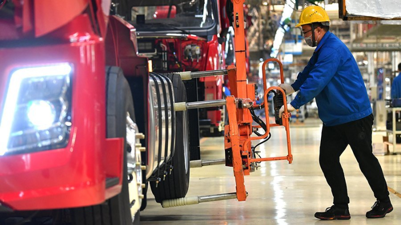 В России падает доля рынка седельных тягачей