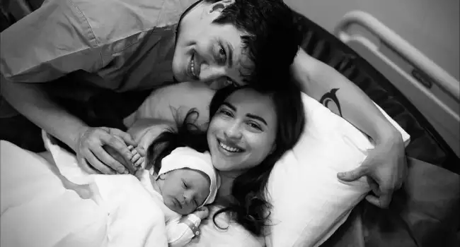 Украинская модель Виктория Маремуха и ее муж-француз Луи впервые стали родителями