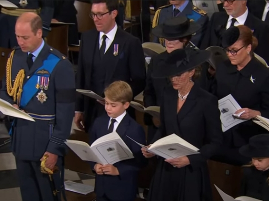 В Вестминстерском аббатстве началась церемония похорон Елизаветы II