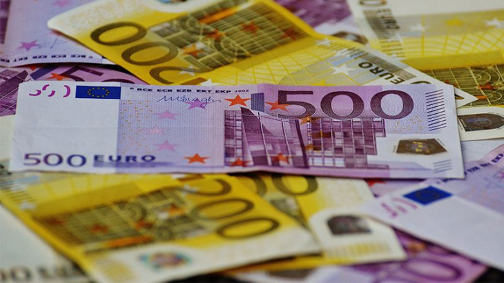 Россиянка дала отпор пытавшимся забрать у нее деньги сотрудникам аэропорта в Варне