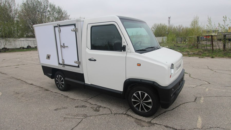 В России показали легкий электрогрузовик грузоподъемностью 800 кг