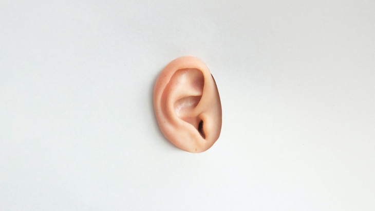 Врач высшей категории Зайцев перечислил причины появления шума в ушах