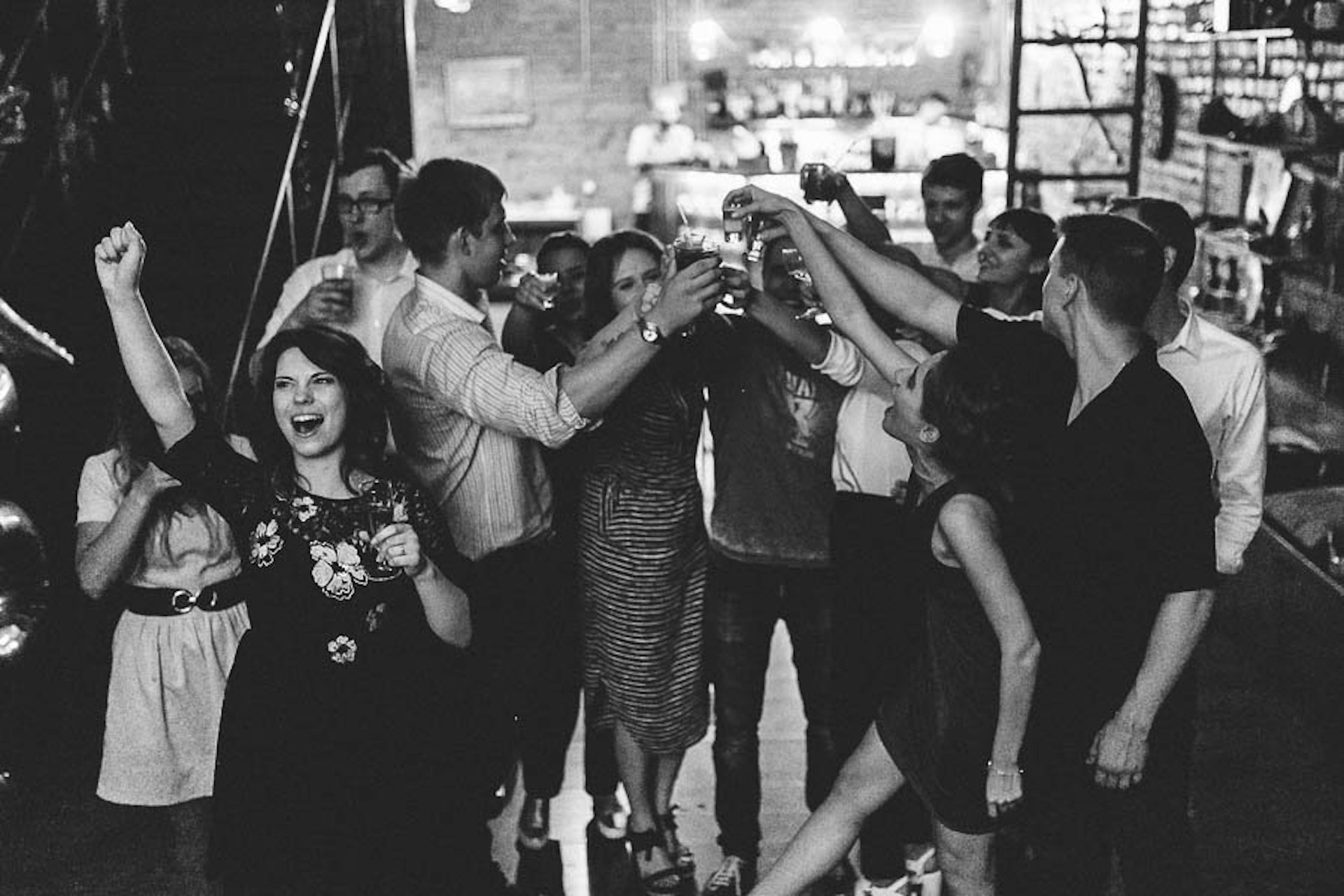 Решили организовать вечеринку с друзьями: на что обратить внимание при выборе лофта?