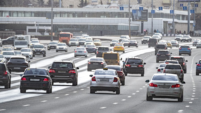 Рынок новых машин в октябре 2022 года сократился в России на 63%