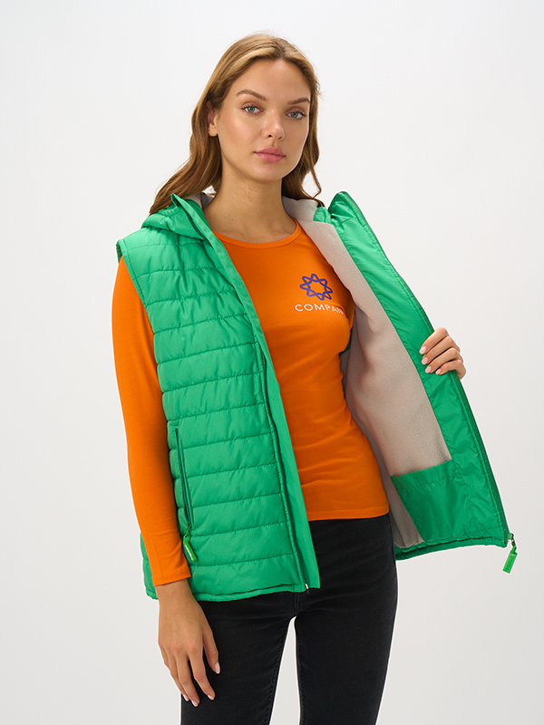 Жилеты с логотипом: особенности пошива