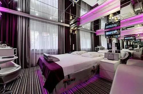 Чем примечательна станция метро «Шоссе энтузиастов» в Москве