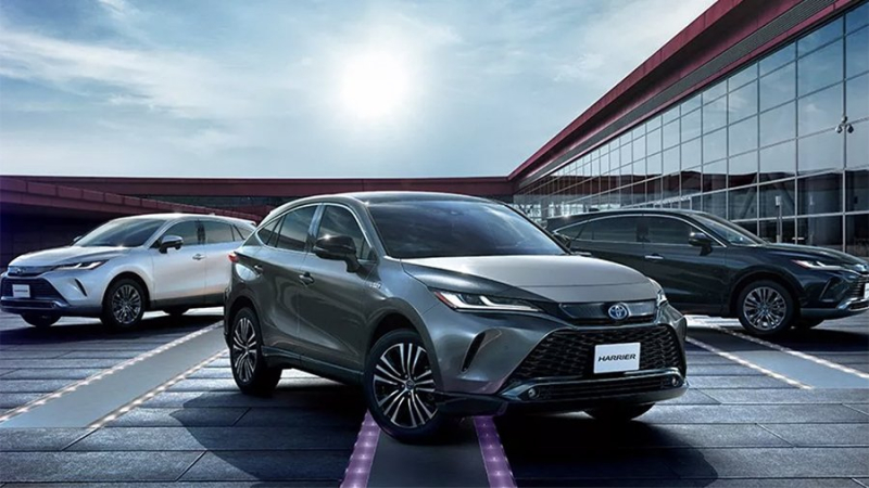 В России появится в продаже кроссовер Toyota Harrier