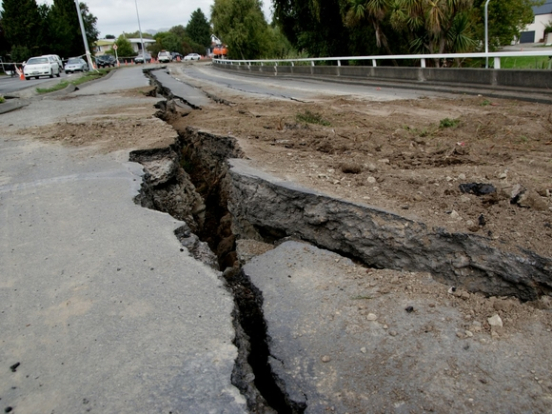Число погибших в результате землетрясений в Турции продолжает расти
