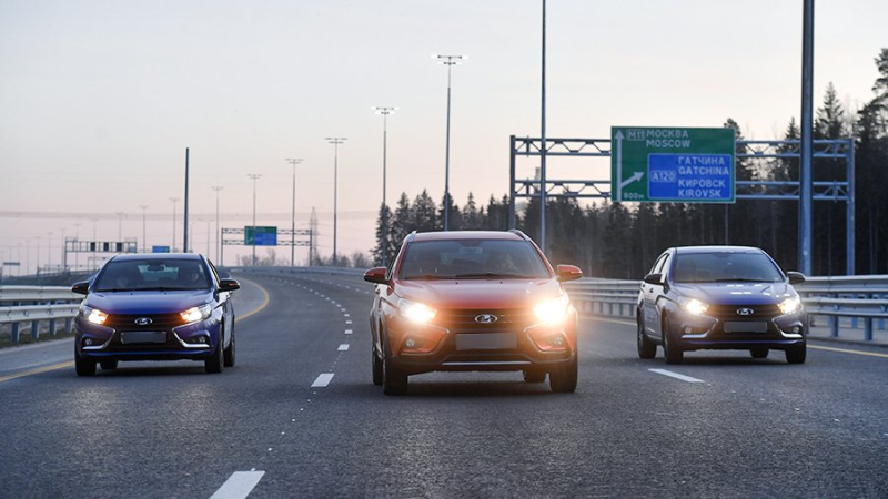 Аналитики представили топ-10 легковых автомобилей с пробегом в феврале