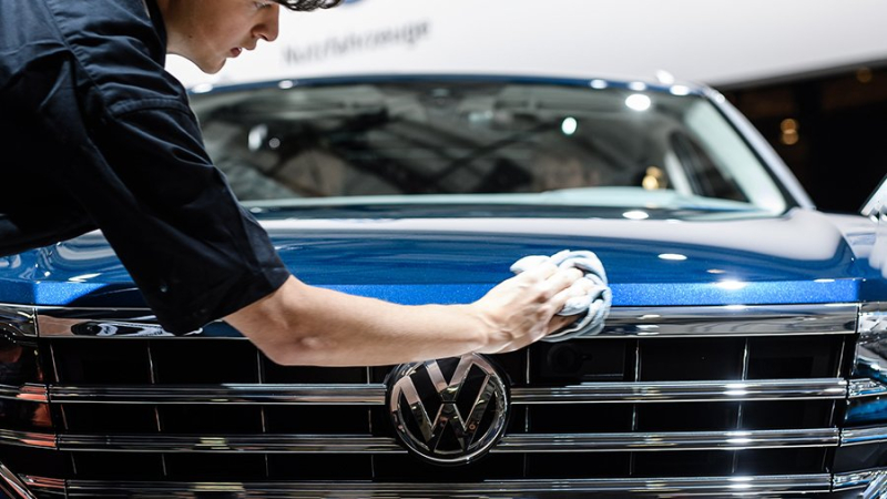 В Москве закончились официально ввезенные Volkswagen Touareg