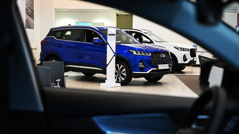 За неделю продажи автомобилей в РФ выросли на 19%