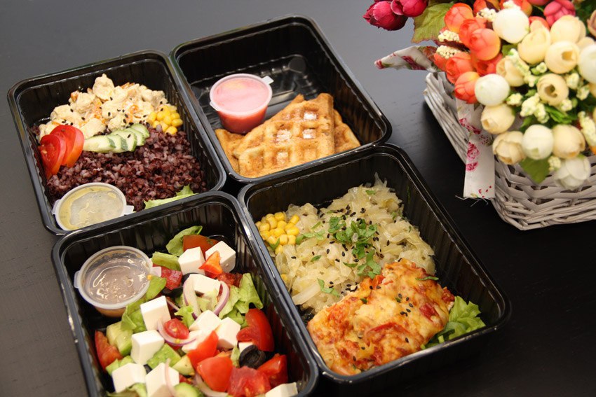 Доставка еды на дом: как выбрать и заказать. Достоинства компании “Быстро-Вкусно-Доступно”