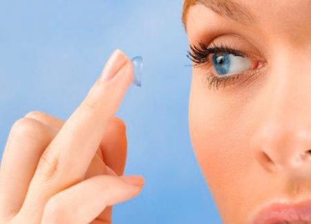 Как выбрать двухнедельные контактные линзы: показания к использованию и их достоинства