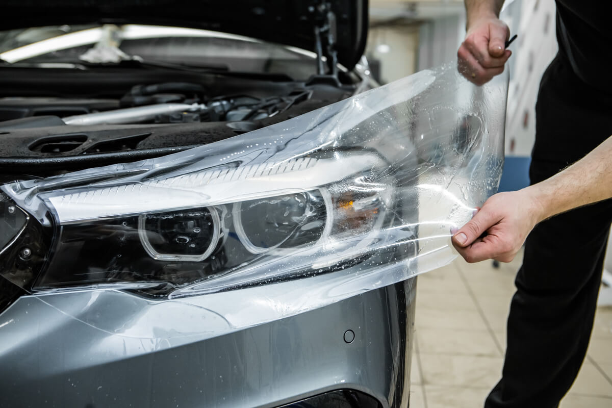 Бронирование фар: защита светового прибора машины от повреждений и загрязнений