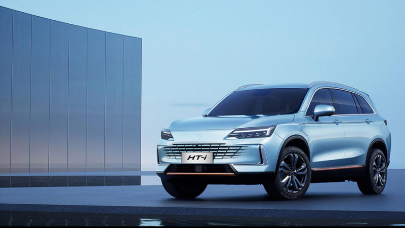 Гибридный кроссовер Skywell HT-i появится в России до конца июня