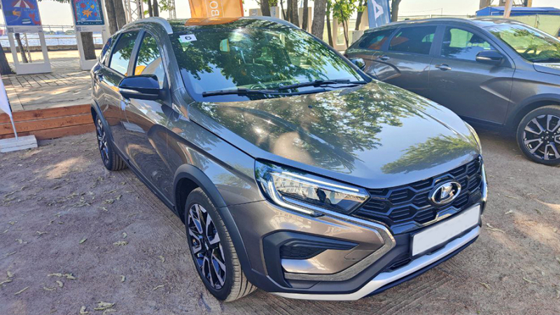 Lada Vesta NG получит два новых цвета