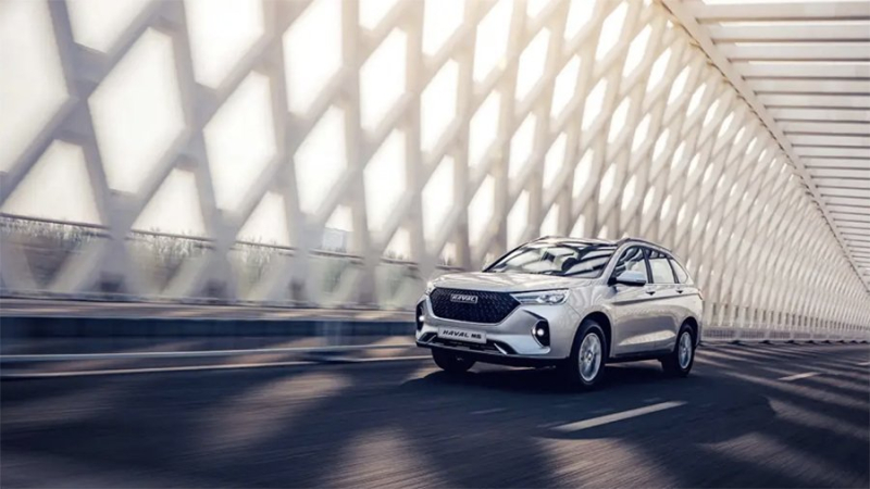 В России начинаются продажи кроссовера Haval M6