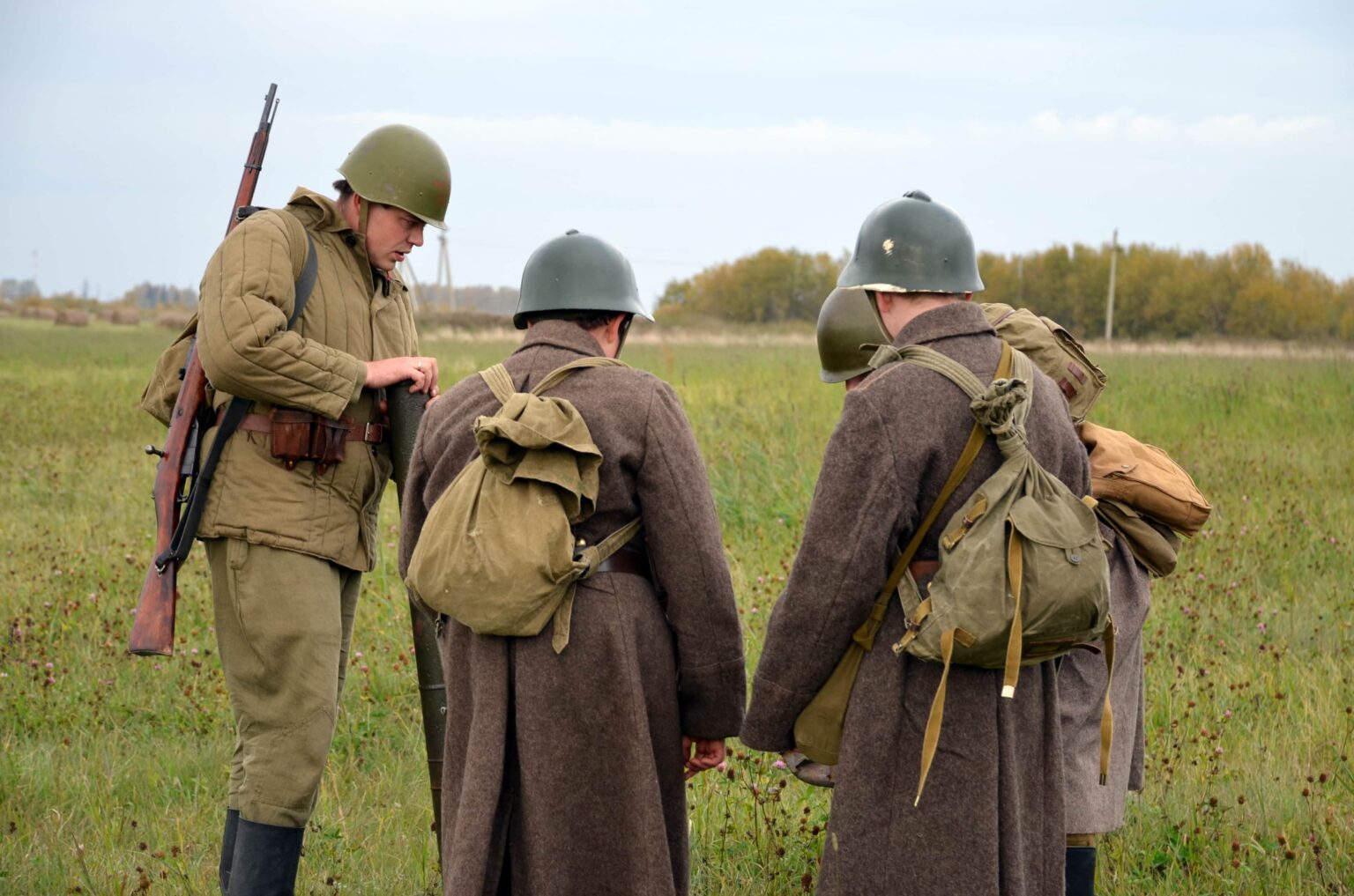 Организация выездного тематического питания для военно-патриотических мероприятий в России: особенности