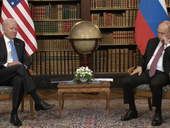 «Путин готов»: в Кремле назвали условие для переговоров с Байденом