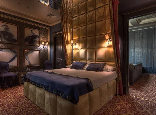 Как организовать романтический вечер для второй половинки? Как выбрать отель для влюбленных?