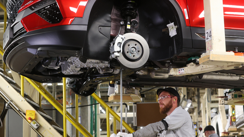 В АвтоВАЗе допустили сокращение плана производства в пределах 10%