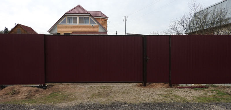 Откатные ворота для дачи под ключ: комфорт и безопасность