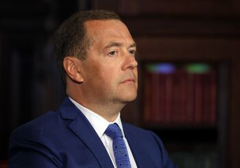 Политический деятель Медведев Дмитрий Анатольевич: интересные факты из биографии