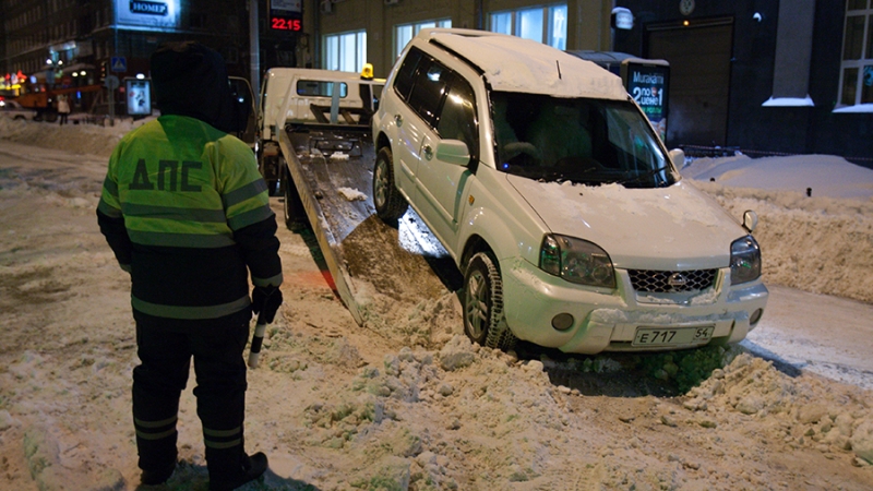В Госдуме предложили обязать полицию сообщать об эвакуации авто
