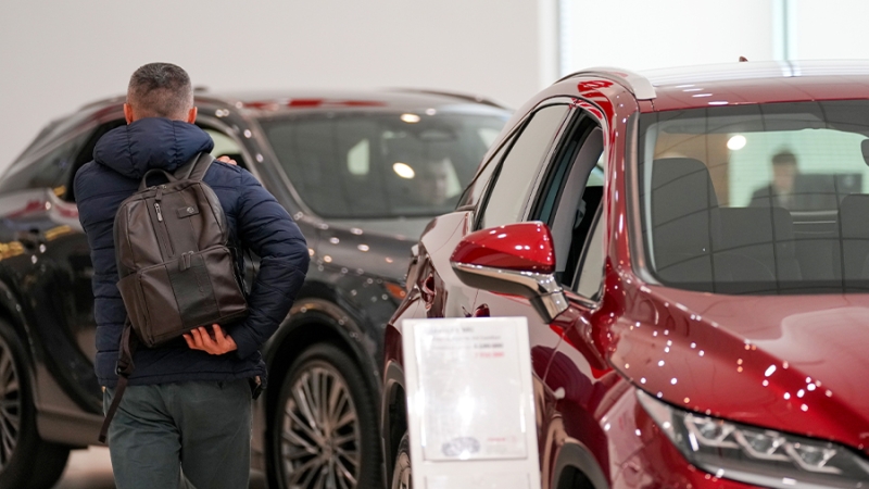 Автокомпании начали опровергать уход с российского рынка