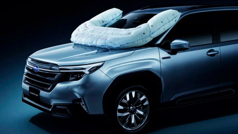 Subaru разработала U-образную подушку безопасности для велосипедистов