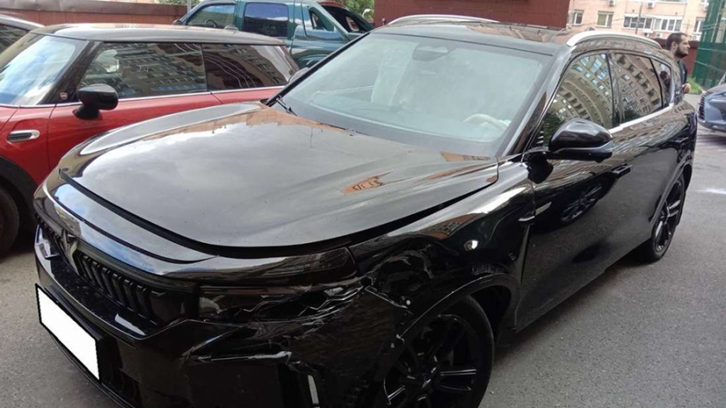 Названа доля китайских автомобилей после ДТП на рынке России