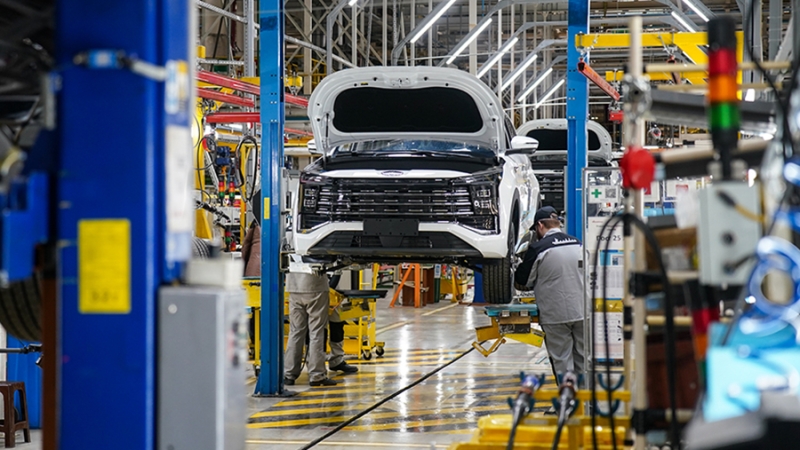 Новую модель «Москвича» сфотографировали на конвейере завода