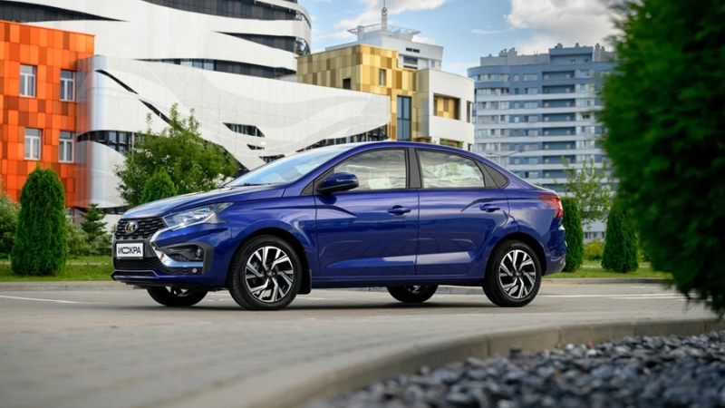 АвтоВАЗ раскрыл цены седана Lada Iskra