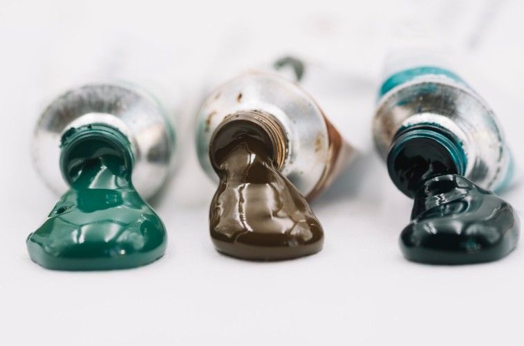 Нитроцеллюлозные эмали: Характеристики, применение и особенности