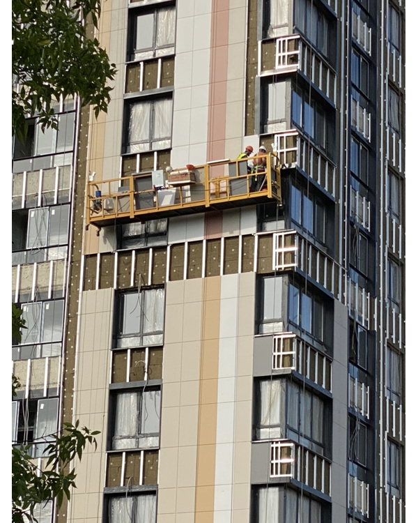 Аренда строительного подъемника: основные правила